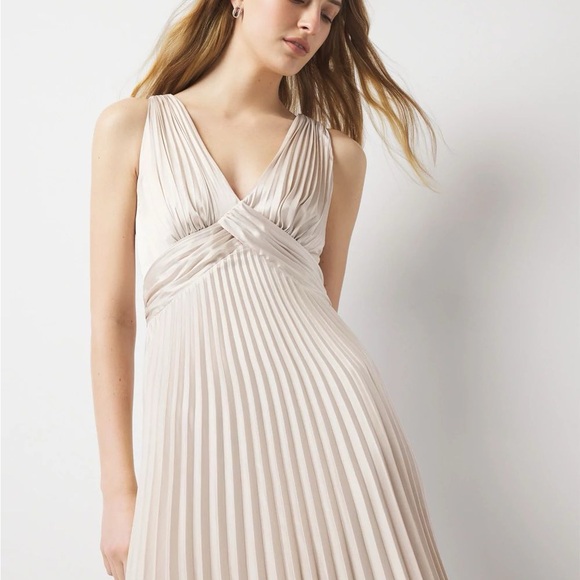 WHBM $220 Satin Pleated Midi Dress - Picture 4 of 11